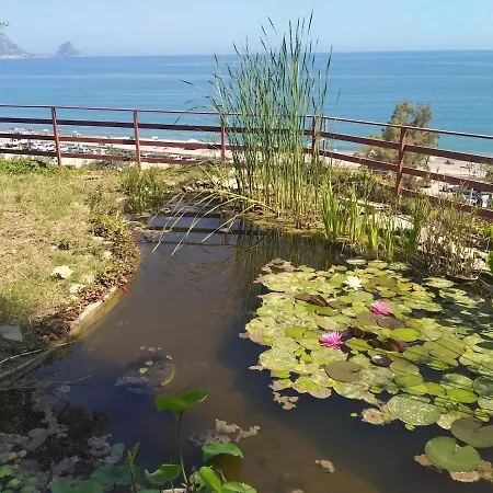 Apartment La Pergola Sul Mare Mandra Capreria